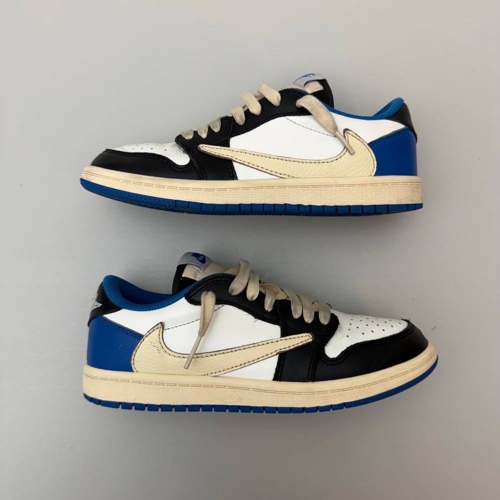 Travis Scott Air Jordan 1 Low OG Fragment Size 3y
